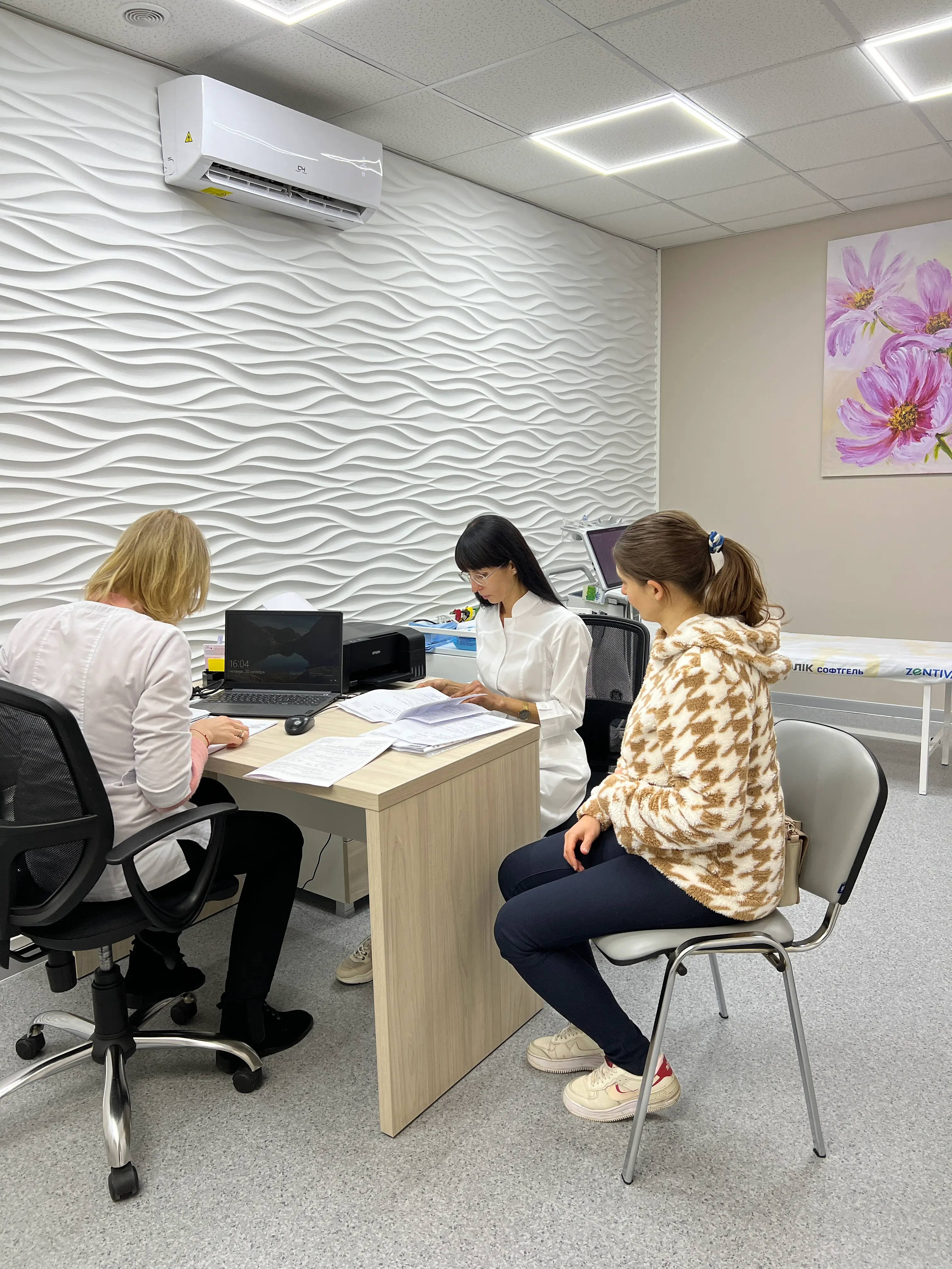 фото клініки 2 оригінальне фото